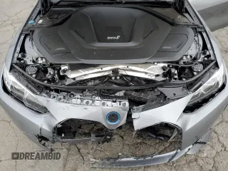 2024 BMW i4 eDrive35 z VIN WBY43AW07RFS38250, wystawiony jako Copart lot #44953225 z przebiegiem 11 567 mil mil oraz Szkoda całkowita • Salvage title. Historia ofert i sprzedaży dostępna na DreamBid. Obrazek 13.