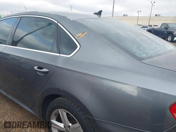 2012 Volkswagen Passat SE с VIN 1VWBH7A3XCC054344, выставлен на аукционе IAAI как лот 41290377 с пробегом 195 009 миль миль и . История ставок и продаж доступна на DreamBid. Изображение 6.