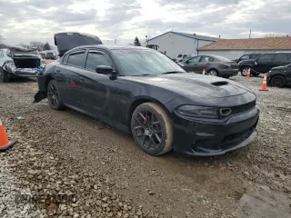 2018 Dodge Charger R/T z VIN 2C3CDXCT8JH153582, wystawiony jako Copart lot #43041535 z przebiegiem 81 418 mil mil oraz Szkoda całkowita • Salvage title. Historia ofert i sprzedaży dostępna na DreamBid. Obrazek 4.