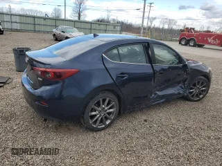 2018 Mazda 3 Grand Touring z VIN 3MZBN1W38JM190398, wystawiony jako Copart lot #53164605 z przebiegiem 74 845 mil mil oraz Szkoda całkowita • Salvage title. Historia ofert i sprzedaży dostępna na DreamBid. Obrazek 3.