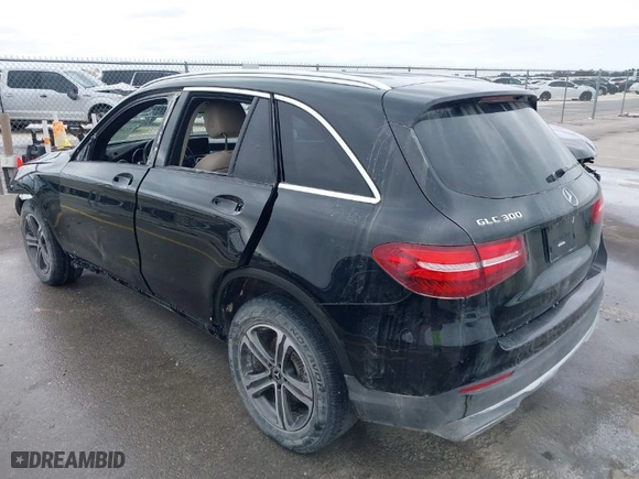 2018 Mercedes-Benz GLC with VIN WDC0G4JB0JV090624, listed as a IAAI auction lot 41382313 with 80,276 mi miles. Bid and sale history available at carsss.com. Image 3.