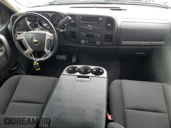 2011 Chevrolet Silverado 1500 LT with VIN 3GCPCSE09BG153677, listed as a Copart auction lot 51239145 with 190,606 mi miles and Salvage Title. Bid and sale history available at DreamBid. Image 8.