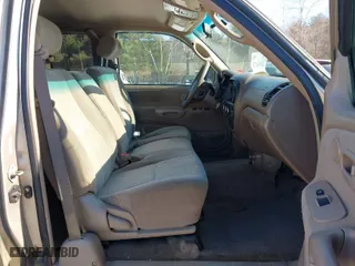 2003 Toyota Tundra SR5 with VIN 5TBBT44163S426389, listed as a IAAI auction lot 41334125 with 199,688 mi miles. Bid and sale history available at carsss.com. Image 5.