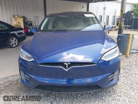 2016 Tesla Model X 70D z VIN 5YJXCAE23GF004285, wystawiony jako IAAI lot #42179024 z przebiegiem 108 472 mil mil oraz . Historia ofert i sprzedaży dostępna na DreamBid. Obrazek 12.