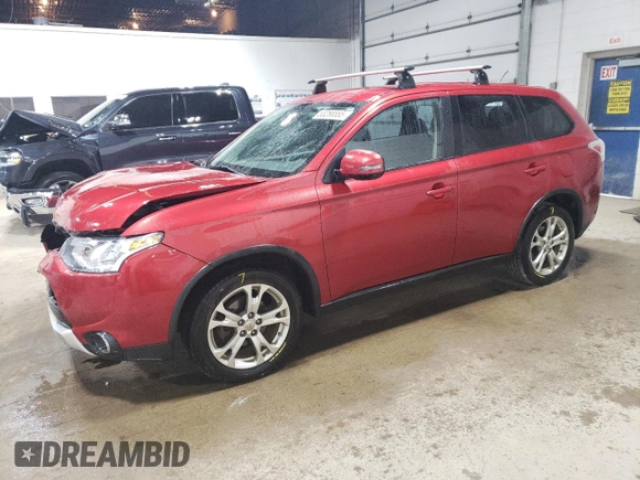 2015 Mitsubishi Outlander SE with VIN JA4AZ3A34FZ001820, listed as a Copart auction lot 53256555 with 131,124 mi miles and Salvage title. Bid and sale history available at DreamBid. Image 1.