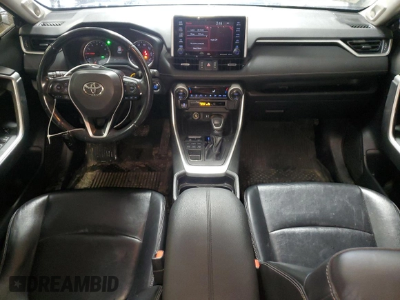 2019 Toyota RAV4 XLE Premium with VIN JTMA1RFV9KD016329, listed as a Copart auction lot 49913115 with 60,424 mi miles and Salvage Title. Bid and sale history available at carsss.com. Image 8.