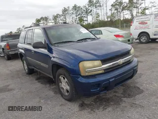 2003 Chevrolet TrailBlazer LS with VIN 1GNDS13S732260569, listed as a IAAI auction lot 41818640 with 243,938 mi miles. Bid and sale history available at carsss.com. Image 1.