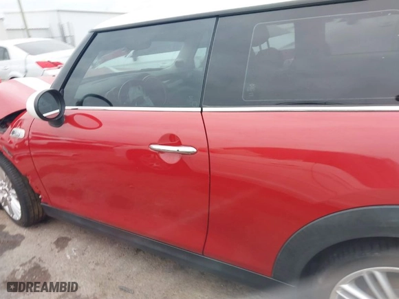 2015 MINI Cooper Hardtop S with VIN WMWXP7C53F2A36837, listed as a IAAI auction lot 40871294 with NaN miles. Bid and sale history available at carsss.com. Image 13.