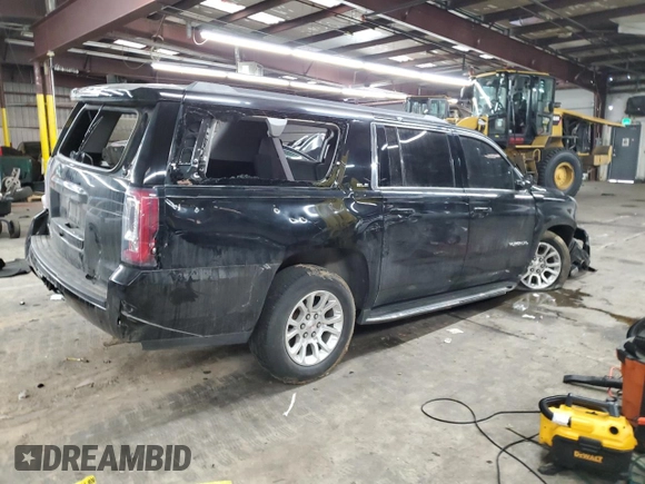 2017 GMC Yukon XL SLE with VIN 1GKS2FKC7HR216601, listed as a Copart auction lot 42554525 with 121,016 mi miles and Salvage Title. Bid and sale history available at carsss.com. Image 3.