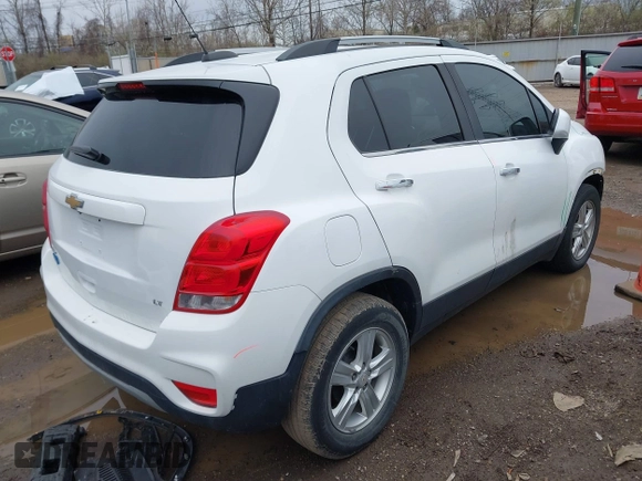 2019 Chevrolet Trax LT with VIN KL7CJLSB6KB913781, listed as a IAAI auction lot 41855655 with 86,444 mi miles and . Bid and sale history available at carsss.com. Image 4.