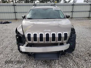 2017 Jeep Cherokee Limited with VIN 1C4PJLDS3HW573539, listed as a Copart auction lot 47948355 with 71,075 mi miles and Salvage Title. Bid and sale history available at carsss.com. Image 5.