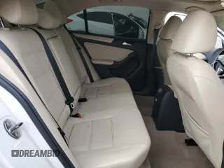 2012 Volkswagen Jetta SE with VIN 3VWDP7AJ9CM364672, listed as a Copart auction lot 61309775 with 124,965 mi miles and Salvage title. Bid and sale history available at DreamBid. Image 10.