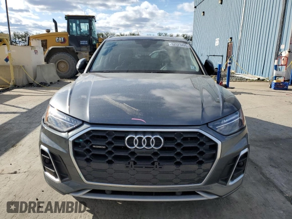 2023 Audi Q5 S line Premium Plus z VIN WA1EAAFY6P2052165, wystawiony jako Copart lot #52523495 z przebiegiem Nie podano mil oraz Szkody całkowita. Historia ofert i sprzedaży dostępna na DreamBid. Obrazek 5.
