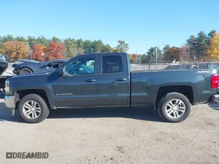 2017 Chevrolet Silverado 1500 LT with VIN 1GCVKREC8HZ203054, listed as a IAAI auction lot 40660421 with 93,790 mi miles. Bid and sale history available at carsss.com. Image 14.