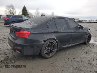 2017 BMW M3 z VIN WBS8M9C57H5G83957, wystawiony jako Copart lot #85816564 z przebiegiem 44 751 mil mil oraz Szkoda całkowita • Salvage title. Historia ofert i sprzedaży dostępna na DreamBid. Obrazek 3.