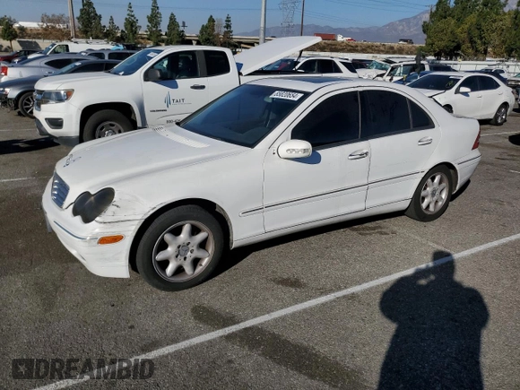 2001 Mercedes-Benz C 320 with VIN WDBRF64J91F094307, listed as a Copart auction lot 85820654 with 235,141 mi miles and Salvage Title. Bid and sale history available at DreamBid. Image 1.