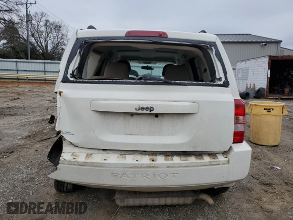 2007 Jeep Patriot Sport with VIN 1J8FT28W77D359282, listed as a Copart auction lot 44372385 with 194,152 mi miles and Salvage Title. Bid and sale history available at DreamBid. Image 6.