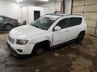 2015 Jeep Compass High Altitude Edition with VIN 1C4NJDEB8FD120070, listed as a Copart auction lot 82705184 with 114,022 mi miles and Salvage Title. Bid and sale history available at carsss.com. Image 1.