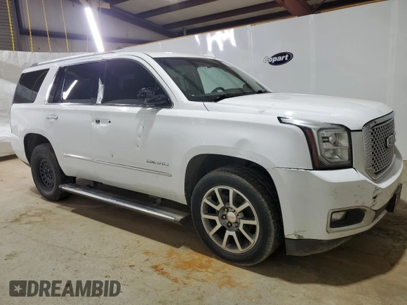 2016 GMC Yukon Denali with VIN 1GKS2CKJXGR121462, listed as a Copart auction lot 72838414 with 161,712 mi miles and Clean Title. Bid and sale history available at carsss.com. Image 4.