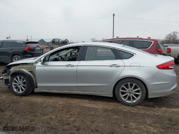 2017 Ford Fusion SE with VIN 3FA6P0HDXHR273283, listed as a IAAI auction lot 41709383 with 153,550 mi miles. Bid and sale history available at carsss.com. Image 14.