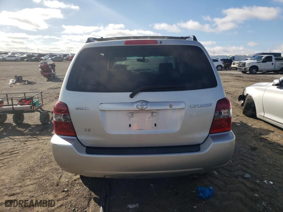 2004 Toyota Highlander with VIN JTEDP21A640035255, listed as a Copart auction lot 47990935 with 157,546 mi miles and Salvage Title. Bid and sale history available at carsss.com. Image 6.