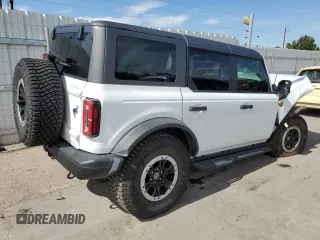 2022 Ford Bronco with VIN 1FMEE5DP4NLB30750, listed as a Copart auction lot 68244093 with 17,443 mi miles. Bid and sale history available at carsss.com. Image 3.