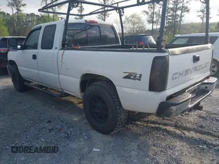 2005 Chevrolet Silverado 1500 Z71 with VIN 1GCEK19B35E259716, listed as a IAAI auction lot 41932225 with Not Provided miles and . Bid and sale history available at DreamBid. Image 3.