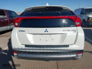 2018 Mitsubishi Eclipse Cross ES with VIN JA4AT3AA0JZ050876, listed as a IAAI auction lot 41407284 with 62,928 mi miles. Bid and sale history available at carsss.com. Image 17.