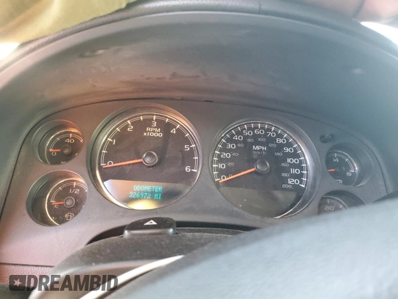 2009 GMC Yukon SLT w/4SB with VIN 1GKFK33099R167410, listed as a Copart auction lot 43352255 with 326,972 mi miles and Salvage Title. Bid and sale history available at carsss.com. Image 9.