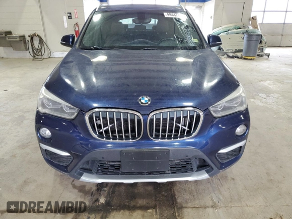 2017 BMW X1 xDrive28i with VIN WBXHT3C38H5F81270, listed as a Copart auction lot 49447865 with 185,048 mi miles and Clean Title. Bid and sale history available at carsss.com. Image 5.