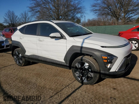 2024 Hyundai Kona SEL with VIN KM8HBCAB2RU058921, listed as a Copart auction lot 45890515 with 17,618 mi miles and Salvage Title. Bid and sale history available at carsss.com. Image 4.
