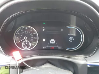 2024 Genesis GV70 2.5T z VIN 5NMMADTB9RH009697, wystawiony jako IAAI lot #42708827 z przebiegiem 5 369 mil mil oraz . Historia ofert i sprzedaży dostępna na DreamBid. Obrazek 7.