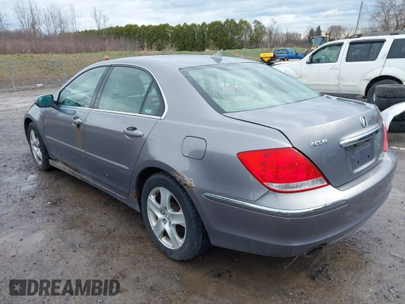 2006 Acura RL z VIN JH4KB165X6C006938, wystawiony jako IAAI lot #41936024 z przebiegiem 235 390 mil mil oraz . Historia ofert i sprzedaży dostępna na DreamBid. Obrazek 3.