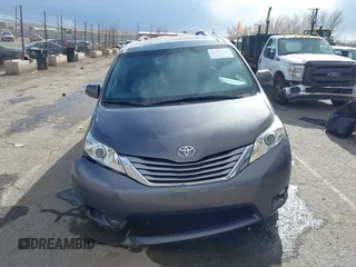 2017 Toyota Sienna XLE Auto Access Seat with VIN 5TDYZ3DC4HS835283, listed as a IAAI auction lot 41453798 with 78,510 mi miles and . Bid and sale history available at DreamBid. Image 12.
