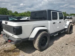 2020 Jeep Gladiator Overland z VIN 1C6HJTFG6LL135872, wystawiony jako Copart lot #59249895 z przebiegiem 113 519 mil mil oraz Czysty tytuł • Clean title. Historia ofert i sprzedaży dostępna na DreamBid. Obrazek 3.