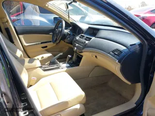 2012 Honda Accord Sdn SE with VIN 1HGCP2F68CA006922, listed as a IAAI auction lot 41891449 with 103,388 mi miles. Bid and sale history available at carsss.com. Image 5.