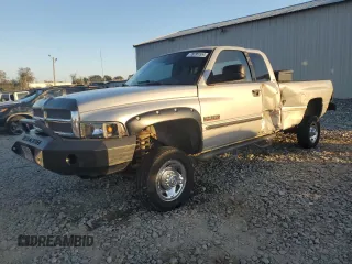 1999 Dodge Ram 2500 with VIN 1B7KF2367XJ615880, listed as a Copart auction lot 76781554 with 318,125 mi miles and Salvage Title. Bid and sale history available at carsss.com. Image 1.