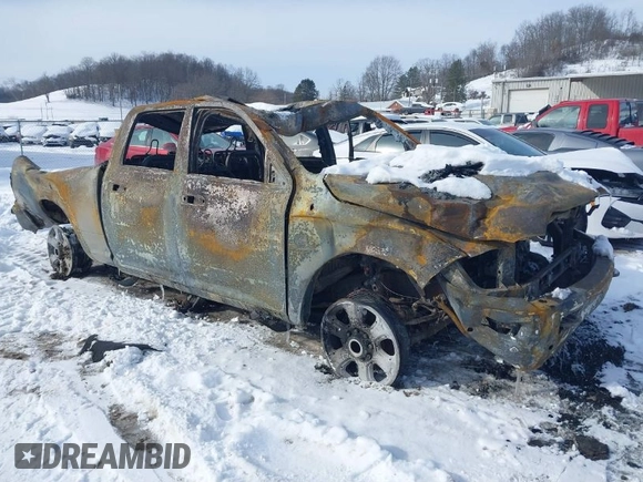 2017 Ram 2500 Big Horn with VIN 3C6UR5DL7HG586056, listed as a IAAI auction lot 41353836 with 1 mi miles. Bid and sale history available at carsss.com. Image 1.