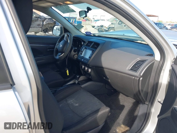 2020 Mitsubishi Outlander Sport ES 2.0 with VIN JA4AP3AU7LU017789, listed as a IAAI auction lot 40986315 with 86,514 mi miles. Bid and sale history available at carsss.com. Image 5.