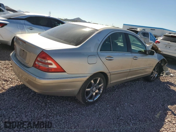 2004 Mercedes-Benz C 320 with VIN WDBRF64JX4F448792, listed as a Copart auction lot 84728494 with 156,923 mi miles and Salvage Title. Bid and sale history available at DreamBid. Image 3.