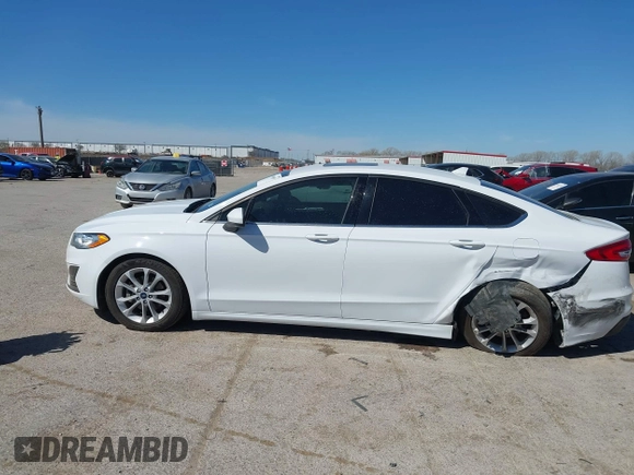 2020 Ford Fusion SE with VIN 3FA6P0HD7LR202728, listed as a IAAI auction lot 41808029 with 101,369 mi miles and . Bid and sale history available at carsss.com. Image 14.