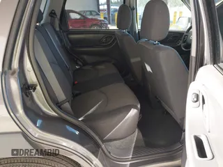 2006 Mazda Tribute i with VIN 4F2YZ02Z26KM12180, listed as a IAAI auction lot 41959606 with 228,217 mi miles and . Bid and sale history available at DreamBid. Image 8.