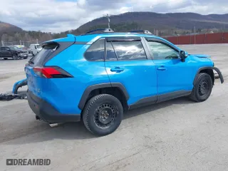 2019 Toyota RAV4 LE with VIN JTMG1RFV5KJ007218, listed as a IAAI auction lot 41887294 with 221,390 mi miles. Bid and sale history available at carsss.com. Image 4.