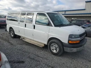 2014 Chevrolet Express Passenger LT with VIN 1GAZG1FG9E1108950, listed as a Copart auction lot 45370685 with 537,650 mi miles and Salvage title. Bid and sale history available at DreamBid. Image 4.