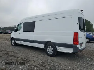2019 Freightliner Sprinter z VIN WDRPF1CD2KT003551, wystawiony jako Copart lot #74924094 z przebiegiem 92 056 mil mil oraz Tytuł czysty. Historia ofert i sprzedaży dostępna na DreamBid. Obrazek 2.