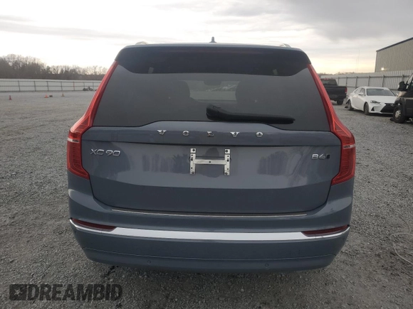 2023 Volvo XC90 Plus z VIN YV40621N9P1927309, wystawiony jako Copart lot #48553595 z przebiegiem 11 876 mil mil oraz Szkoda całkowita • Salvage title. Historia ofert i sprzedaży dostępna na DreamBid. Obrazek 6.