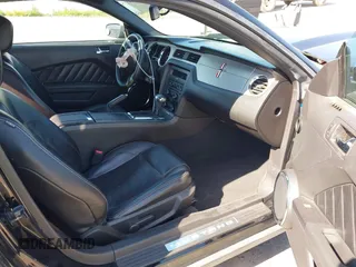 2010 Ford Mustang V6 с VIN 1ZVBP8AN5A5157571, выставлен на аукционе IAAI как лот 42153145 с пробегом 116 493 миль миль и . История ставок и продаж доступна на DreamBid. Изображение 5.