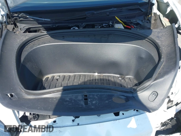 2025 Tesla Model 3 Long Range with VIN 5YJ3E1EA4SF903567, listed as a IAAI auction lot 42453246 with 19,365 mi miles and . Bid and sale history available at DreamBid. Image 10.