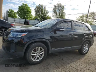 2015 Kia Sorento LX with VIN 5XYKTCA60FG568661, listed as a Copart auction lot 54926355 with 131,895 mi miles and Clean Title. Bid and sale history available at carsss.com. Image 1.
