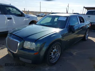 2006 Chrysler 300 with VIN 2C3KA43R76H158898, listed as a IAAI auction lot 41679164 with 1 mi miles. Bid and sale history available at carsss.com. Image 17.